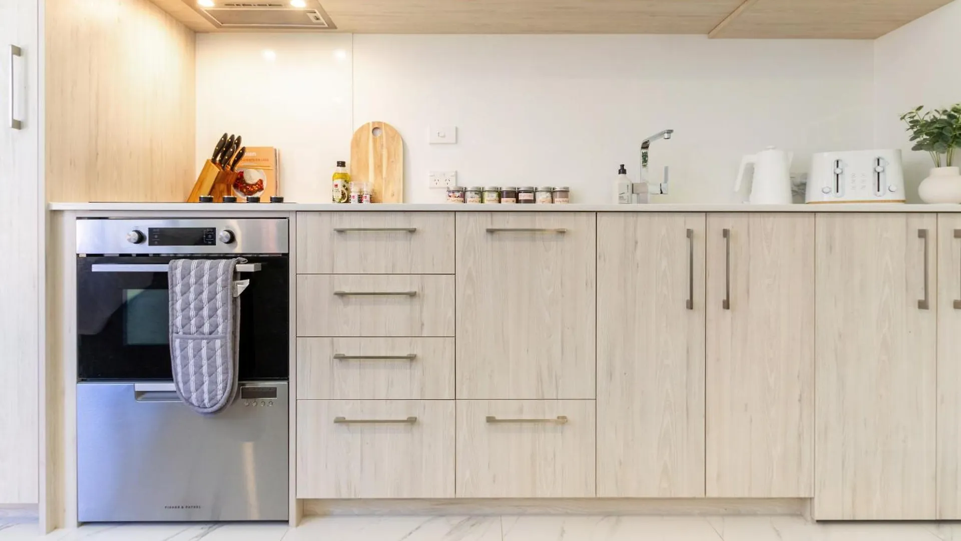 Central Chch Greek Island Vibe 2Bed Townhouse Christchurch 0*,  Nowa Zelandia