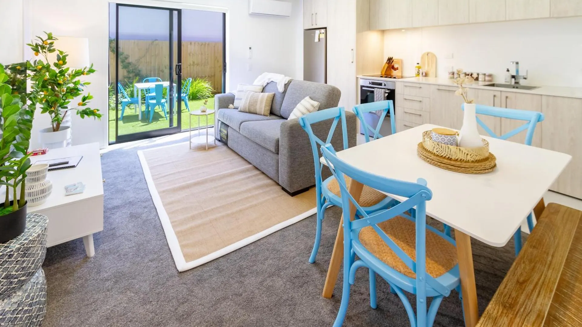 Central Chch Greek Island Vibe 2Bed Townhouse Christchurch