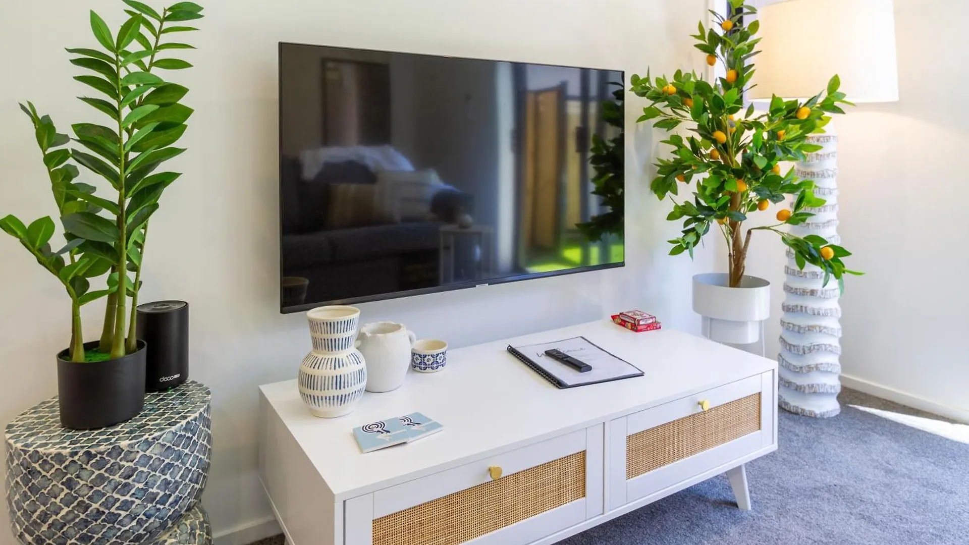 Central Chch Greek Island Vibe 2Bed Townhouse Christchurch