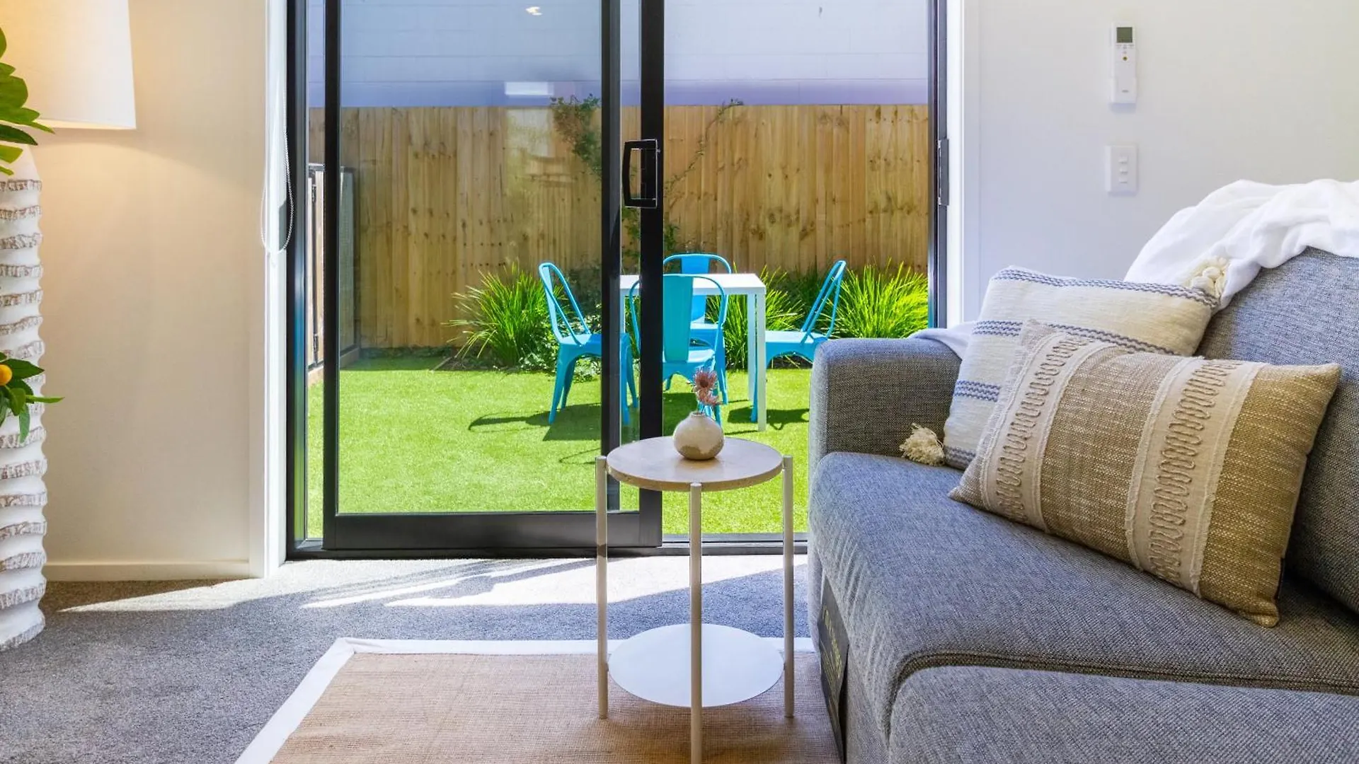 Apartment Central Chch Greek Island Vibe 2Bed Townhouse Christchurch New Zealand